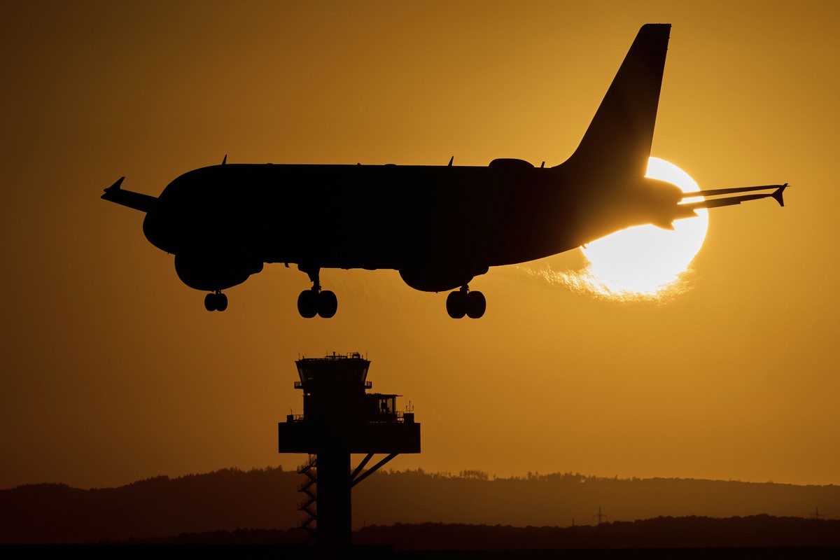 An aircraft approaches the airport in Frankfurt, Germany, Monday, Aug. 25, 2025. (AP Photo/Michael Probst)
Germany Daily Life