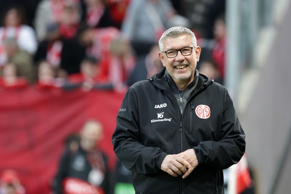 epa12833732 Mainz's head coach Urs Fischer looks on ahead of the UEFA Conference League round of 16, 2nd leg match 1.FSV Mainz 05 against SK Sigma Olomouc, in Mainz, Germany, 19 March 2026. EPA/C ...