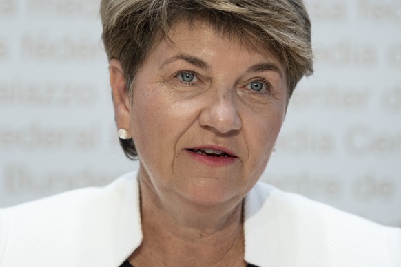 Bundesraetin Viola Amherd spricht an einer Medienkonferenz zum Kinder und Jugendbericht der Studie Sport Schweiz 2020, am Montag, 6. September 2021, in Bern. (KEYSTONE/Peter Schneider)