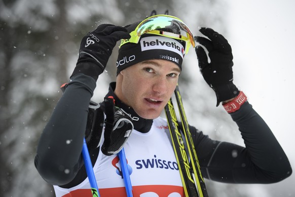 Der Schweizer Langlaeufer Dario Cologna, aufgenommen waehrend eines Trainings, am Donnerstag, 10. November 2016, auf der Flueelaloipe in Davos. (KEYSTONE/Gian Ehrenzeller)