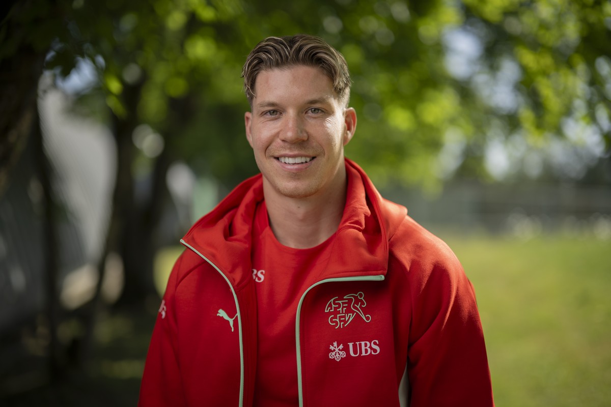 Cedric Itten von der Schweizer Fussball Nationalmannschaft posiert fuer ein Portrait, aufgenommen beim WM26 Pre-Camp in St. Gallen am Dienstag, 26. Mai 2026. (KEYSTONE/Gian Ehrenzeller)