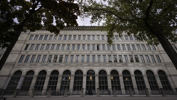 The facade of the Swiss National Bank (SNB) in Zurich, Switzerland, on Thursday, September 20, 2023. (KEYSTONE/Michael Buholzer).