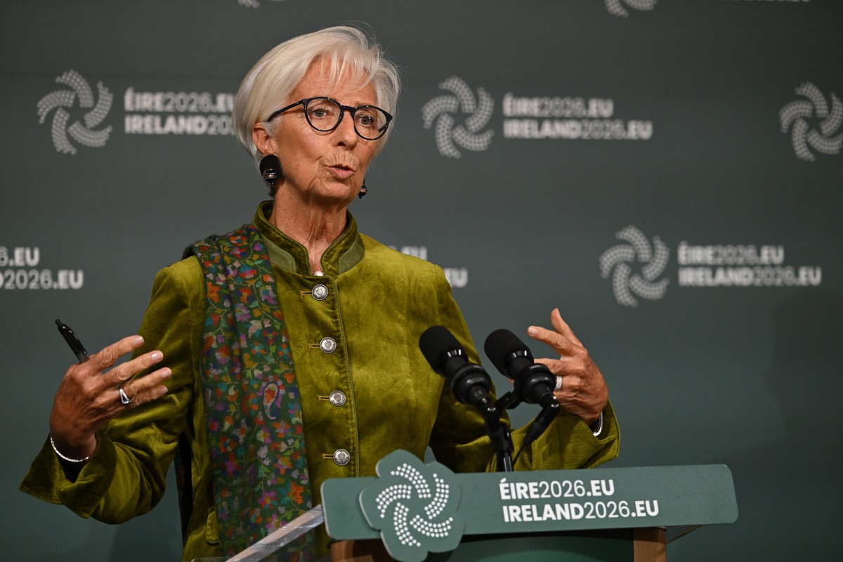epaselect epa13247595 European Central Bank (ECB) President Christine Lagarde at the Informal meeting of EU Finance Ministers in Dublin Castle, Dublin, Ireland 18 September 2026. Ireland holds the Pre ...