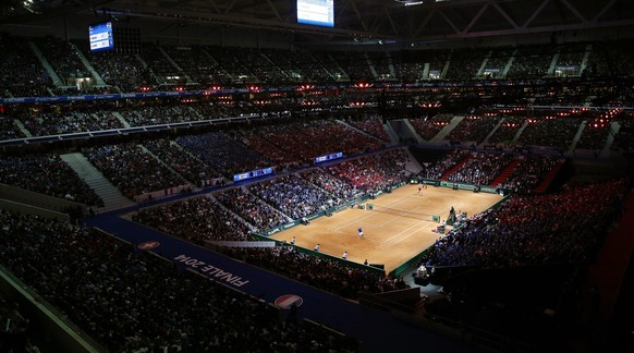 Federer gegen Gasquet im Stade Pierre Mauroy in Lille – vor mehr als 27'000 Zuschauern.