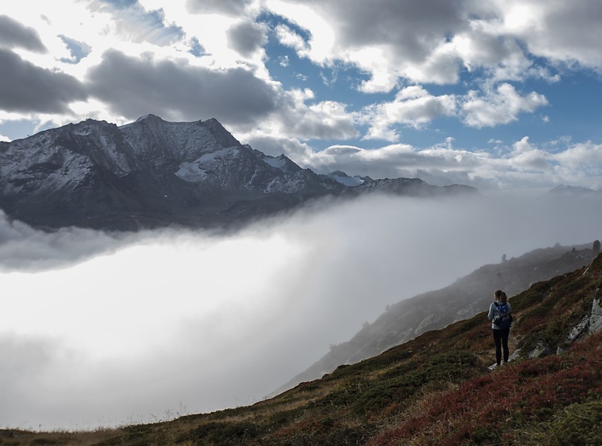 Der Monat Oktober brachte der Schweiz milde Temperaturen und reichlich Niederschläge. (Archivbidl)