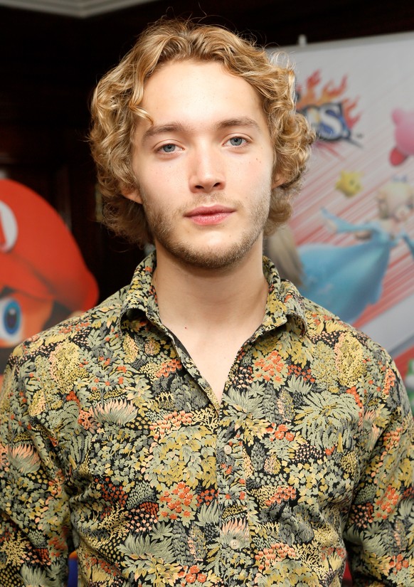 SAN DIEGO, CA - JULY 24: Actor Toby Regbo attends the Nintendo Lounge on the TV Guide Magazine Yacht during Comic-Con International 2014 #TVGMYacht on July 24, 2014 in San Diego, California. (Photo by ...