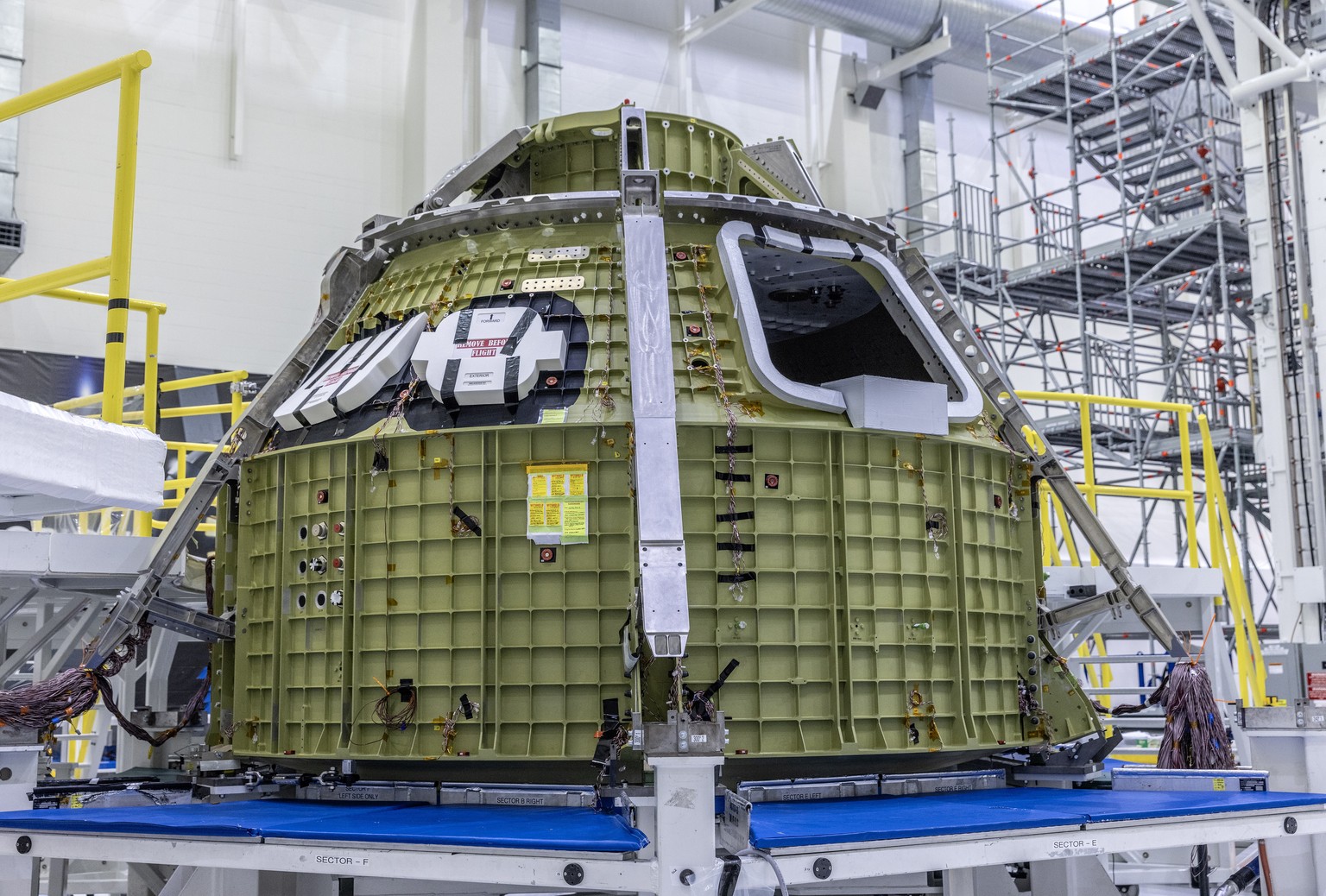 epa10791084 The NASA&#039;s Orion spacecraft, part of the Artemis 4 mission, is being assembled inside the Neil Armstrong Operations at the Kennedy Space Center in Titusville, Florida, USA, 08 August  ...