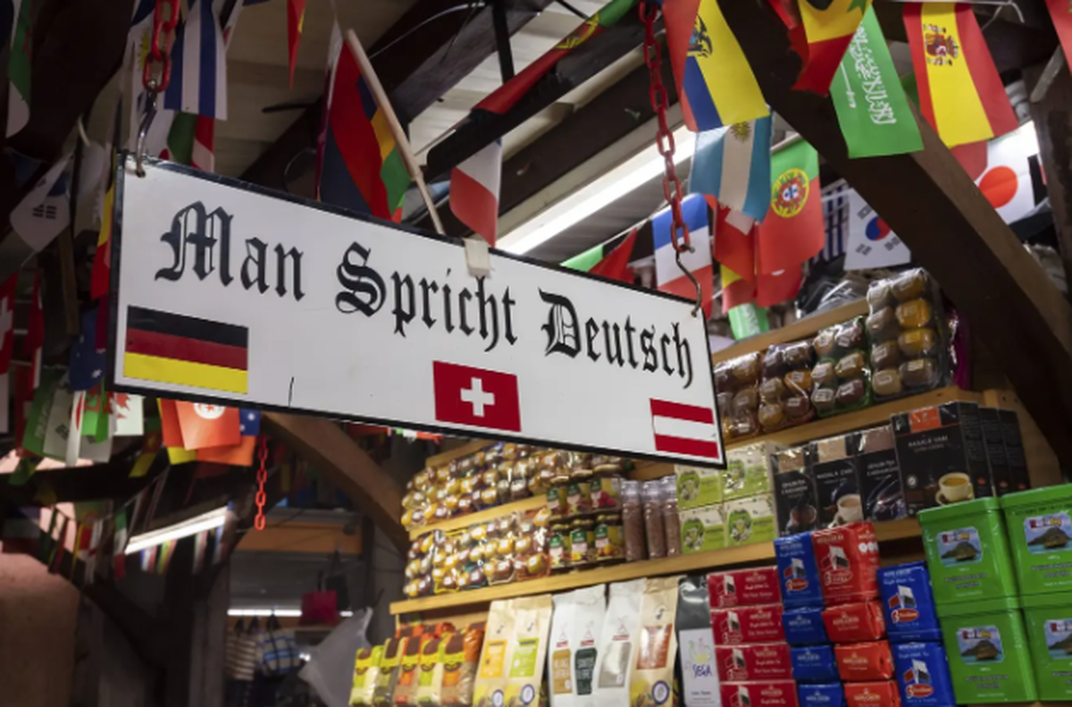 Man spricht Deutsch: Auch in einer Markthalle in Port Louis auf der Insel Mauritius.