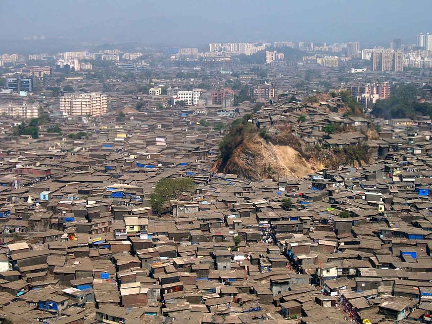 Ausserhalb des Zentrums erstrecken sich Slums. 