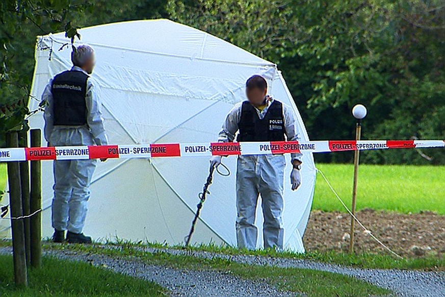 Spurensicherung am Tatort in Ganterschwil.