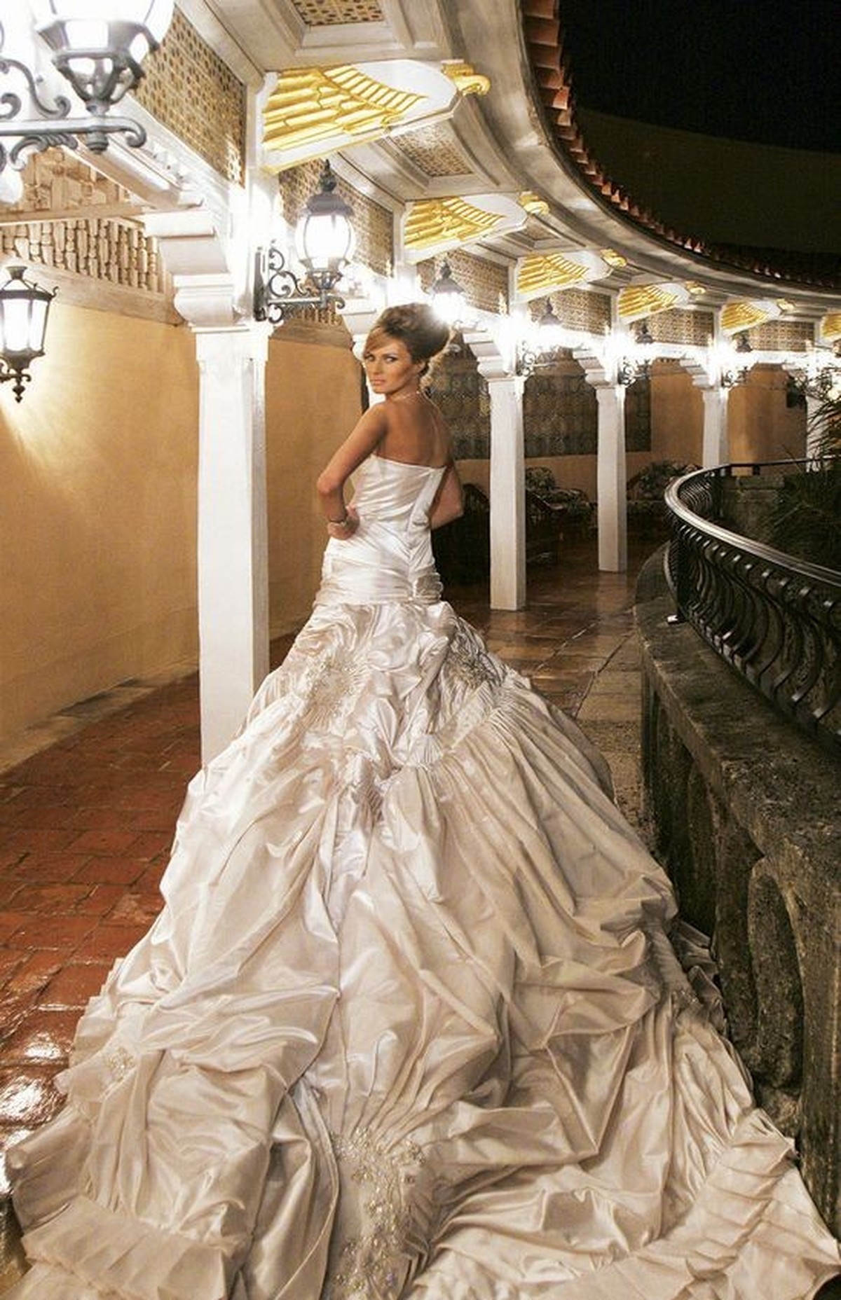 Melania Trump à Mar-a-Lago le jour de son mariage, en 2005 et en toute sobriété.