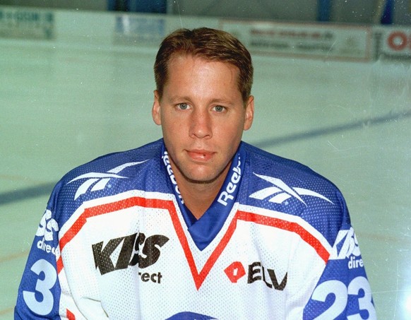Chad Silver on September 1998 file photo in Zurich, Switzerland. The 29-year old Canadian Ice-hockey-star from the Swiss club ZSC Lions was found dead on Thursday December 3, 1998 in his flat in Zuric ...