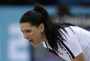 Carmen Schäfer mit besorgter Miene.