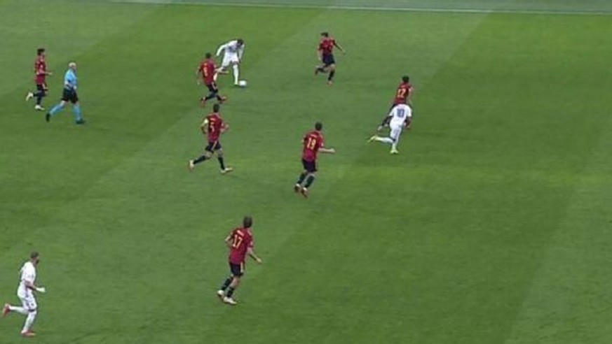 Mbappé startet beim Siegtor im Nations-League-Final gegen Spanien aus einer Offside-Position.