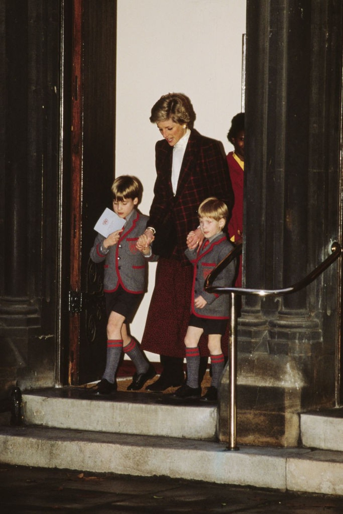 WINDSOR, ENGLAND - DECEMBER 08: Queen Elizabeth II thanks volunteers and key workers at Windsor Castle on December 08, 2020 in Windsor, England. The Queen and members of the royal family gave thanks t ...