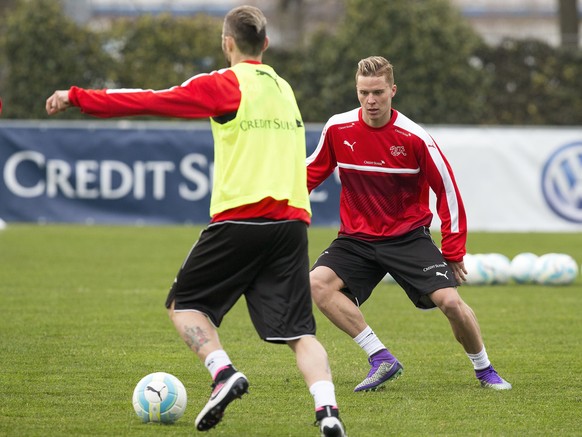 Nico Elvedi: Der U21 helfen oder bei den Grossen in Irland dabei sein?