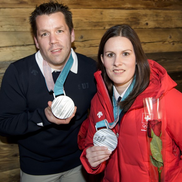 Wertvollstes Schweizer Resultat bislang: Martin Rios und Jenny Perret mit Silber im Mixed Curling.