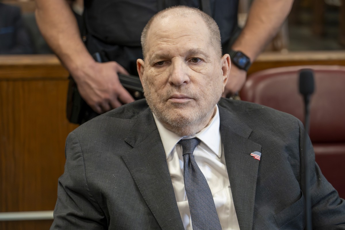 epa12794968 Harvey Weinstein appears during a hearing in Manhattan Supreme Court in New York, New York, USA, 04 March 2026. A trial date has been set for April 14 2026. EPA/Steven Hirsch / POOL