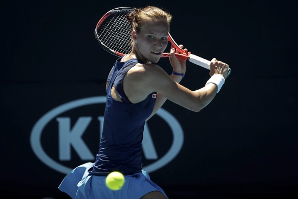 epa05720357 Viktorija Golubic of Switzerland in action against Kristyna Pliskova of the Czech Republic during their Women&#039;s Singles first round match of the Australian Open Grand Slam tennis tour ...