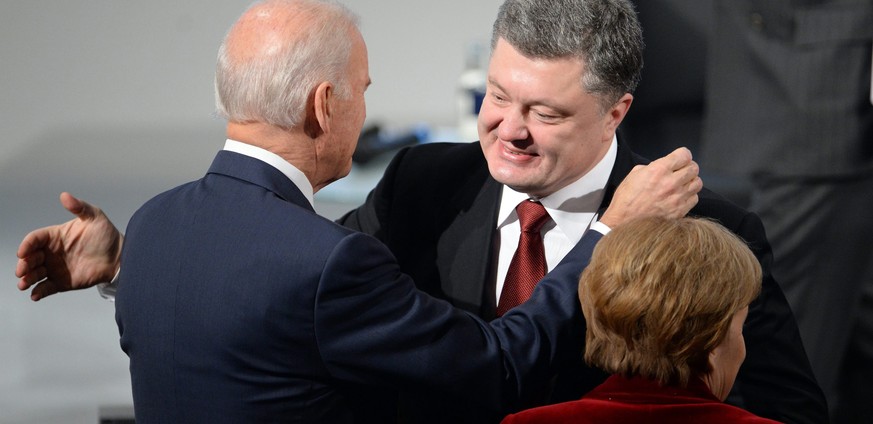 US-Vize-Präsident Joe Biden, der ukrainische Präsident Petro Poroshenko und die deutsche Bundeskanzlerin Angela Merkel in München.
