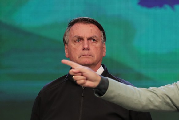 epaselect epa10187173 Brazilian President Jair Bolsonaro participates in an event to celebrate the 64th birthday of evangelical pastor Silas Malafaia, in Rio de Janeiro, Brazil, 15 September 2022. EPA ...