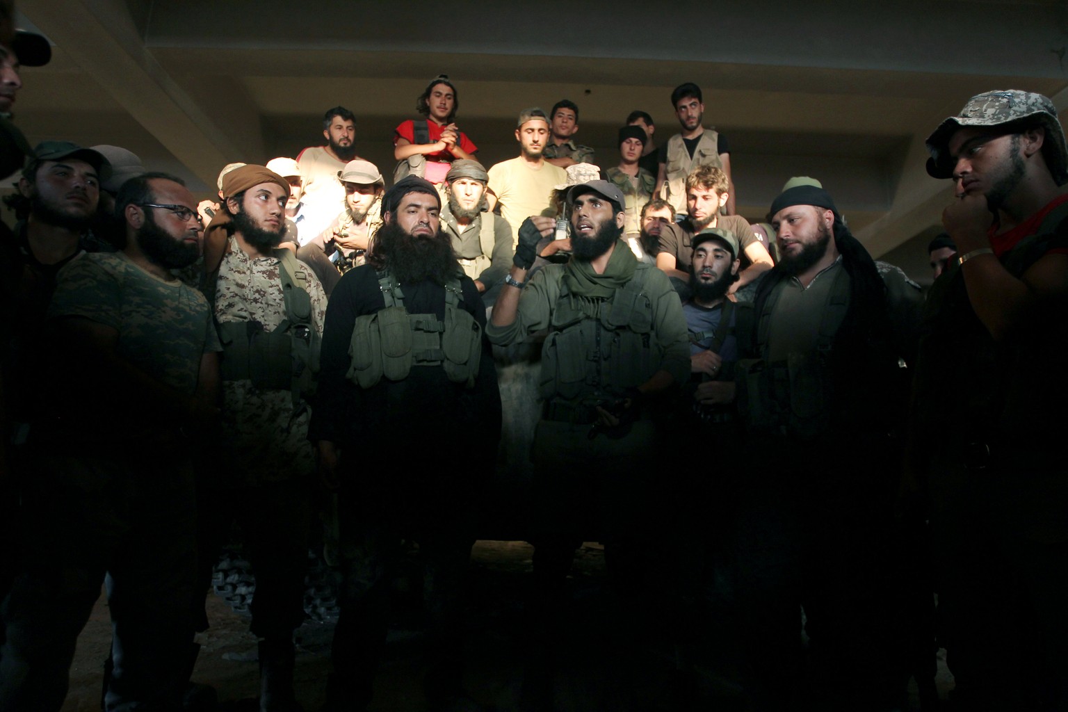 «Rebellen» bei einer Lagebesprechung am 6. August in Aleppo.