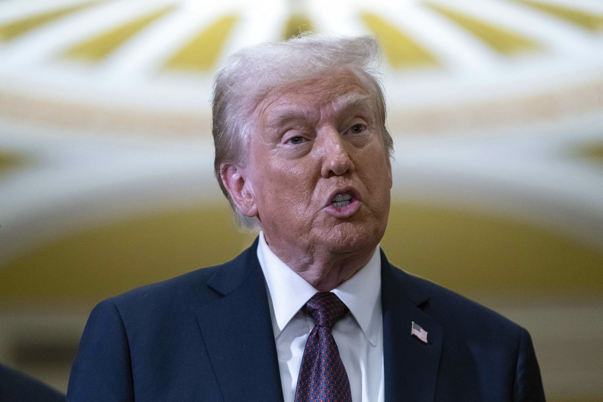 President-elect Donald Trump talks to reporters after a meeting with Republican leadership at the Capitol on Wednesday, Jan. 8, 2025, in Washington. (AP Photo/Jose Luis Magana)
Donald Trump