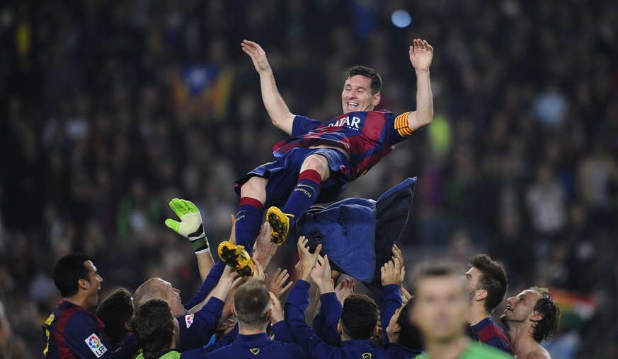 Ein Mann thront über allen anderen: Lionel Messi.
