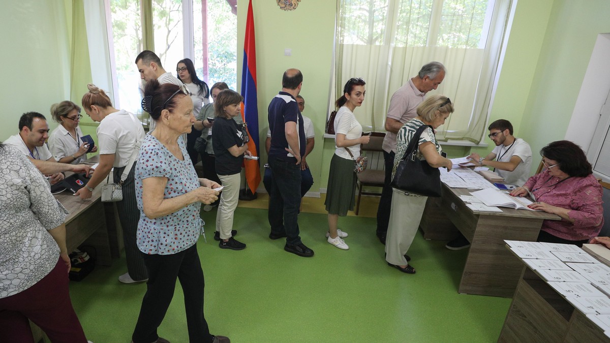 Mehrere Festnahmen zum Auftakt von Wahltag in Armenien
