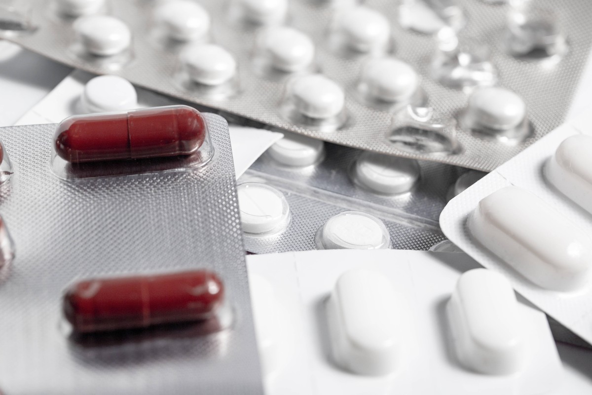 Pharmazie: Medikamente *** Pharmacy: Drugs Coronavirus: Ein Medikament in Form von Tabletten ist derzeit noch nicht bekannt. Im BIld: Verschiedene Tabletten und Pillen in Verpackungen. Wien,