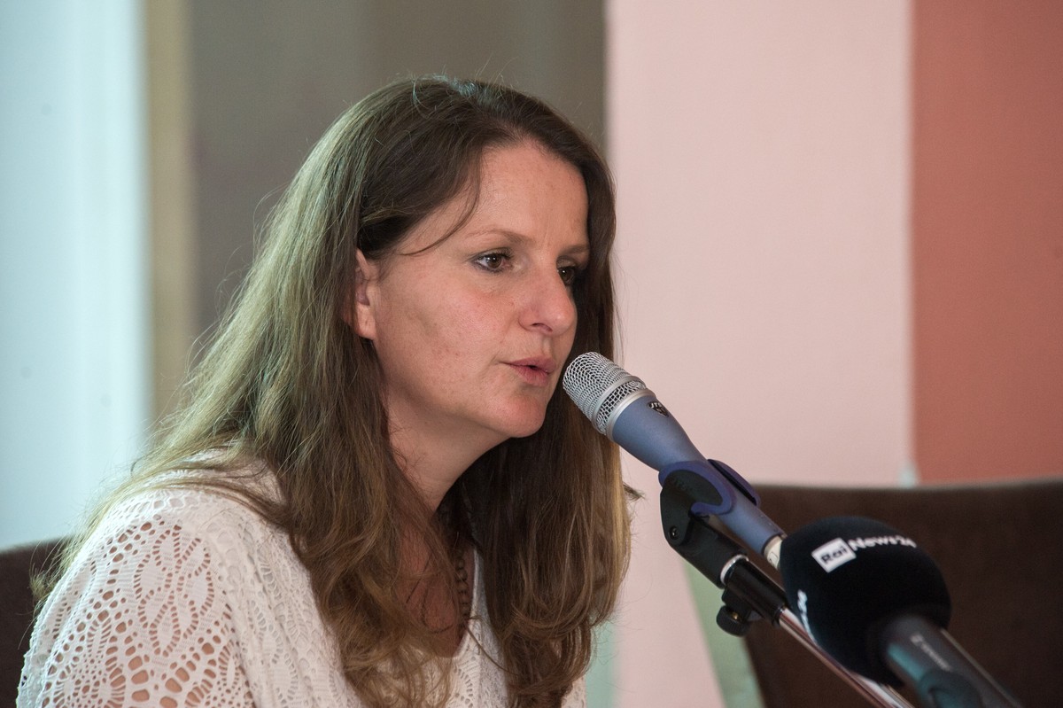 ARCHIV - ZUR MELDUNG DASS DIE TESSINER SP-GROSSRAETIN UND GRUENDERIN DER FLUECHTLINGSHILFEORGANISATION "FIRDAUS" LISA BOSIA MIRRA AM DONNERSTAG IN STABIO TI FESTGENOMMEN WURDE, IHR WIRD VORG ...