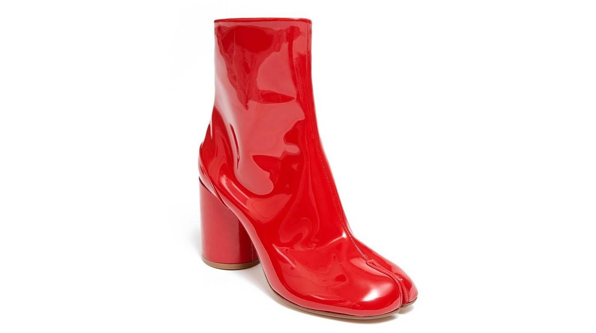 La nouvelle collection de chaussures de la marque Maison Margiela le 23 Mars 2020. Ahead of the Spring/Summer 2020 season, Maison Margiela has added a selection of new silhouettes to its ever-growing  ...
