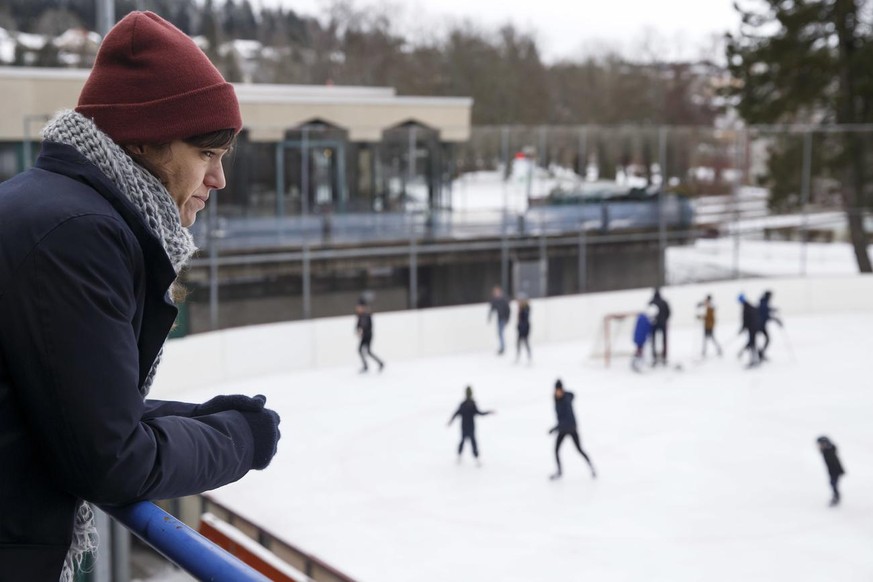 L&#039;actrice Sarah Spale, dans la role de Rosa Wilder, en action a la patinoire des Melezes, lors du tournage de la troisieme saison de la serie Wilder co-produit par la SRF (Schweizer Radio und Fer ...