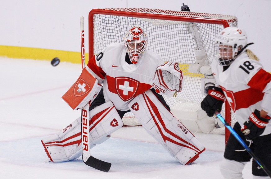 epa10142428 Goalkeeper Andrea Braendli of Switzerland in action during the IIHF Ice Hockey Women's World Championship match between Canada and Switzerland in Herning, Denmark, 27 August 2022. EPA ...