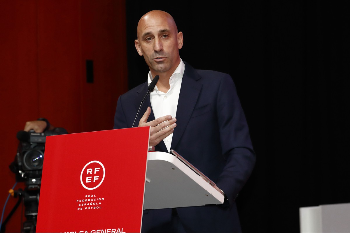 The president of the Spanish soccer federation Luis Rubiales speaks during an emergency general assembly meeting in Las Rozas, Friday Aug. 25, 2023. Rubiales has refused to resign despite an uproar fo ...