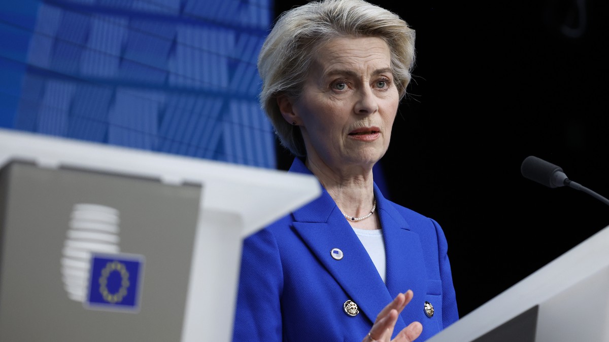 European Commission President Ursula von der Leyen addresses a media conference at the end of an EU summit in Brussels, Thursday, Dec. 19, 2024. (AP Photo/Omar Havana)