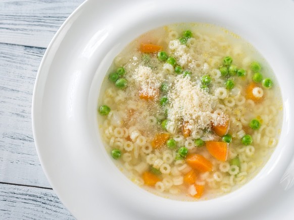 pastina in brodo italien kochen essen food pasta suppe