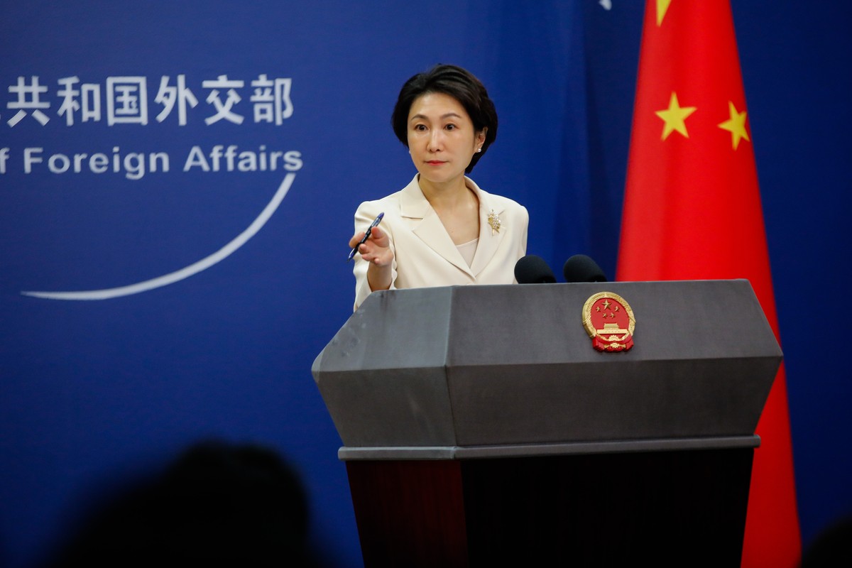 epa12645955 China's Foreign Ministry spokesperson Mao Ning gestures during a press conference at the Ministry of Foreign Affairs in Beijing, China, 13 January 2026. Responding to the US State Dep ...