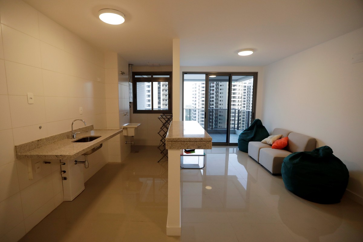 A view of athletes' accommodation can be seen during a guided tour for journalists to the 2016 Rio Olympics Village in Rio de Janeiro, Brazil, July 23, 2016. REUTERS/Ricardo Moraes