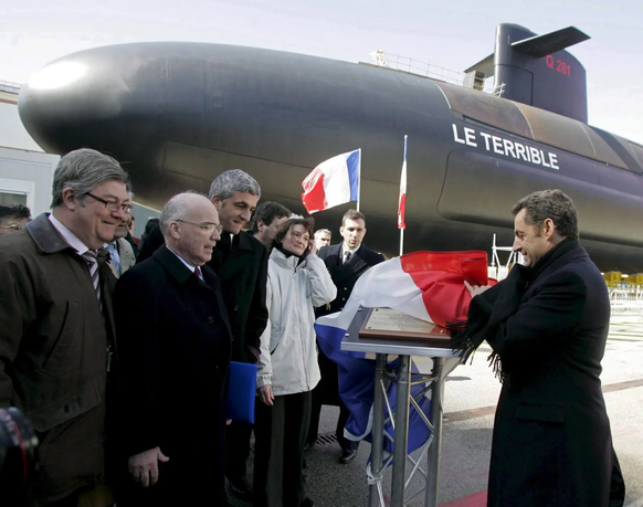 «Le Terrible»: Eines der vier Atom-U-Boote Frankreichs, hier bei der Einweihung durch Präsident Sarkozy 2008