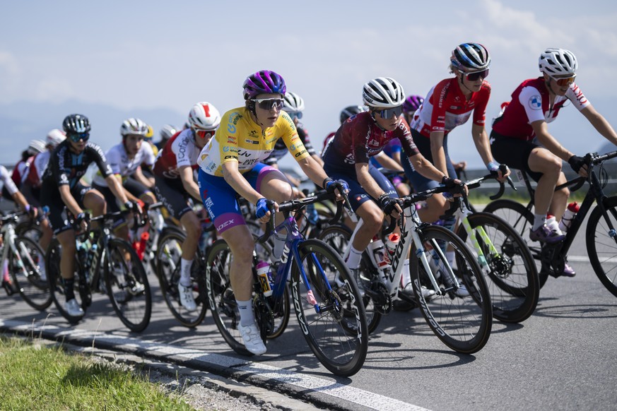 The peloton with Kristen Faulkner from USA of Team Bikeexchange-Jayco in the yellow jersey climbs the &quot;Stoss&quot; pass during the third stage, a 124,4 km time race from Vaduz, Liechtenstein, to  ...