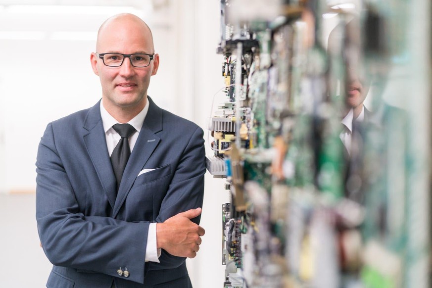 Staatsanwalt Stephan Walder im Kompetenzzentrum Cybercrime der Kantonspolizei Zürich. (Bilder von 2017)