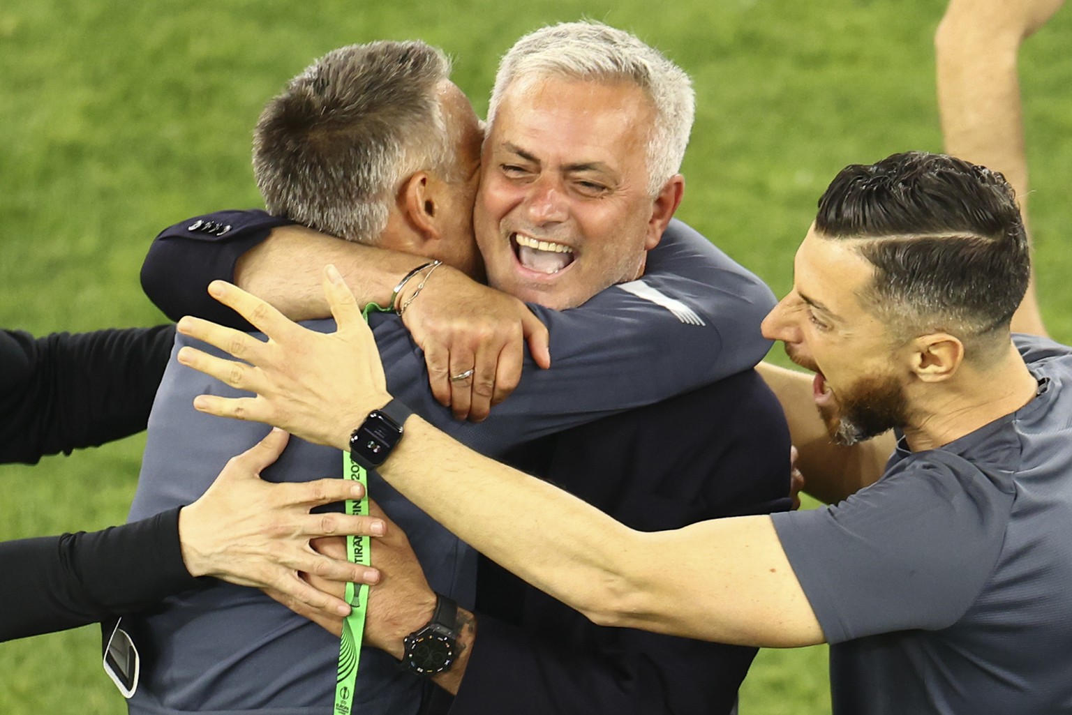 Roma&#039;s coach Jose Mourinho, center, celebrates at the end of the Europa Conference League final soccer match between AS Roma and Feyenoord at the National Arena stadium in Tirana, Albania, Wednes ...