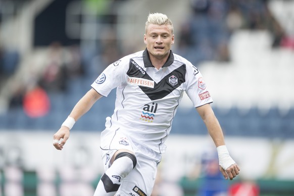 Ezgjan Alioski von Lugano beim Fussball Meisterschaftsspiel der Super League zwischen dem FC Luzern und dem FC Lugano vom Sonntag 2. April 2017 in Luzern. (KEYSTONE/Urs Flueeler)