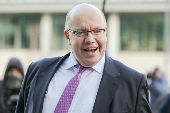 epa06564663 German Chief of Staff and interim Finance Minister, Peter Altmaier, arrives for a party&#039;s presidium meeting at the CDU headquarter in Berlin, Germany, 25 February 2018. After a presid ...