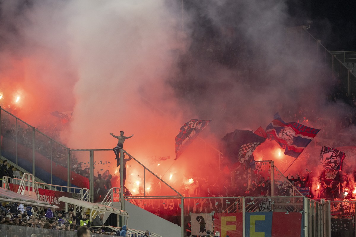 Basel's fans during the UEFA Conference League semifinal first leg match between Italy's ACF Fiorentina and Switzerland's FC Basel 1893 at the Artemio Franchi stadium in Florence, Italy ...
