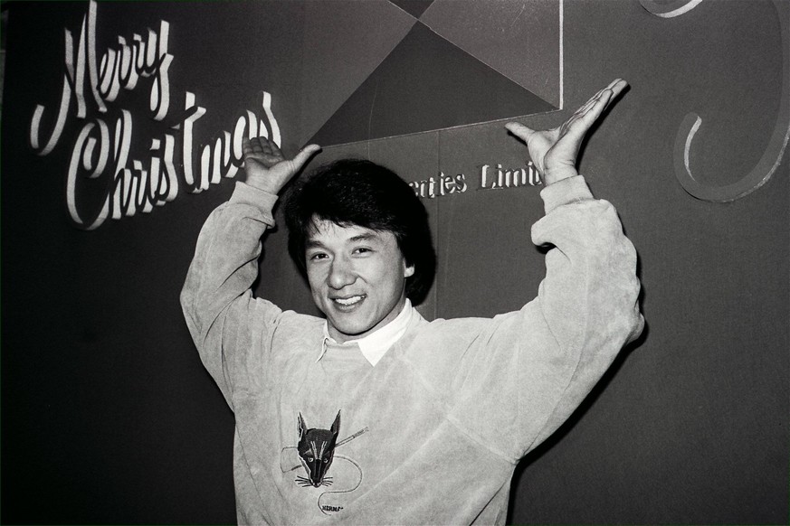Actor Jackie Chan helped turn on festive lights stretching down the length of Canton Road in Tsim Sha Tsui to celebrate Christmas. 
4. December 1986