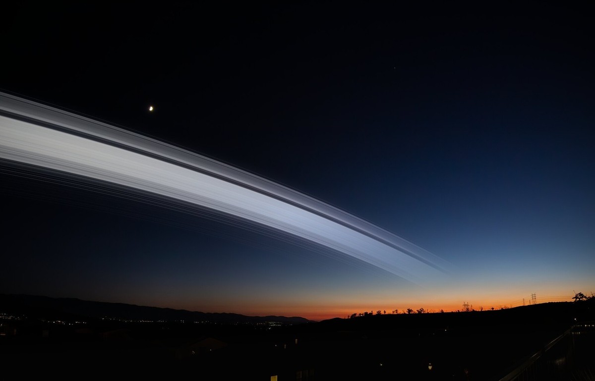 Rings over Santa Clarita, CA
https://www.flickr.com/photos/kevinmgill/50157945972/in/album-72157661135576164
