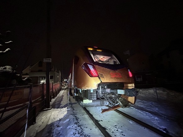 Kollision Auto und Zug, 9.1.26, Wollerau