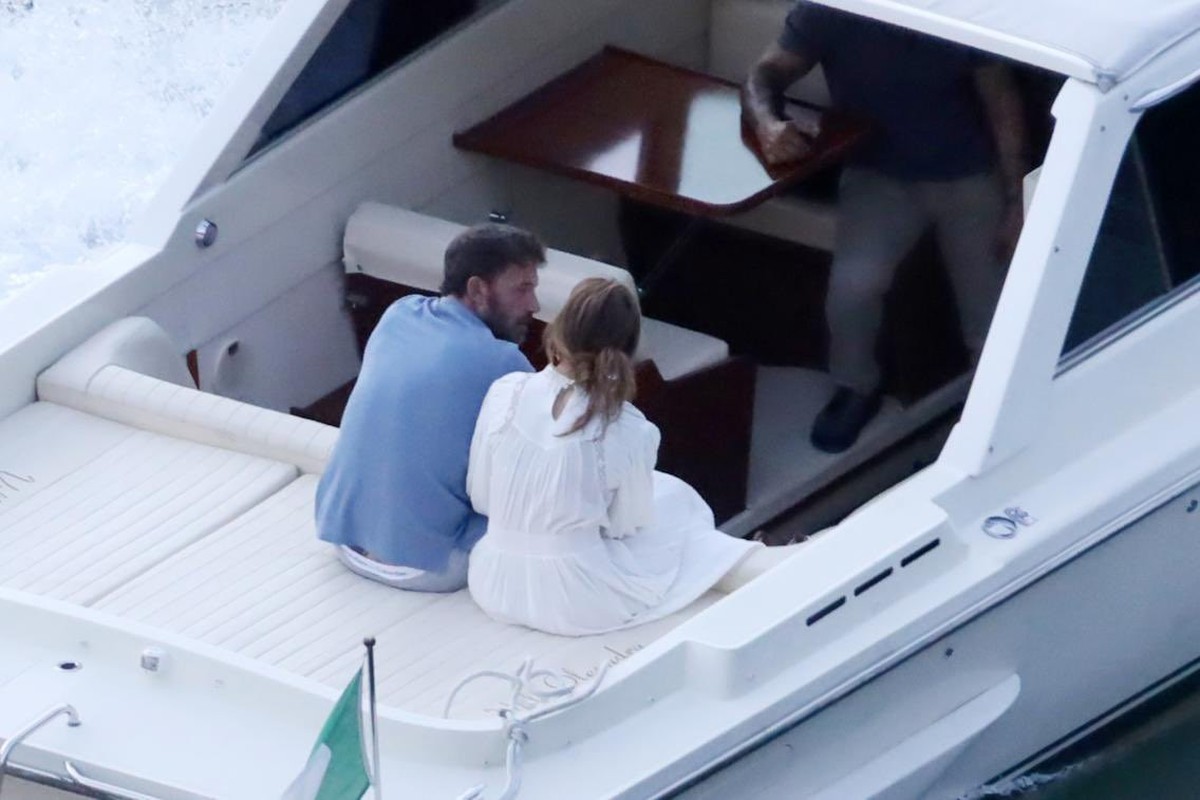 Après un mariage de trois jours, les Bennifer savourent désormais un repos bien mérité sur le lac de Côme, en Italie.